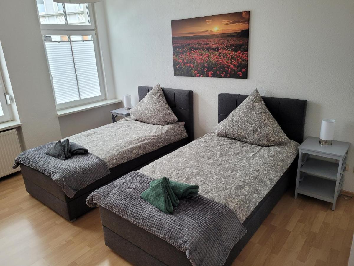 Wohnung In Oberhausen: Zentral & Ruhig, Eigener Eingang Oberhausen  Buitenkant foto